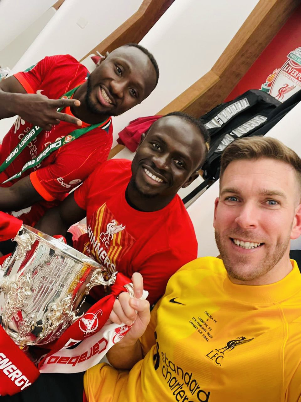 Liverpool remporte le Carabao Cup au bout dune folle séance de tirs