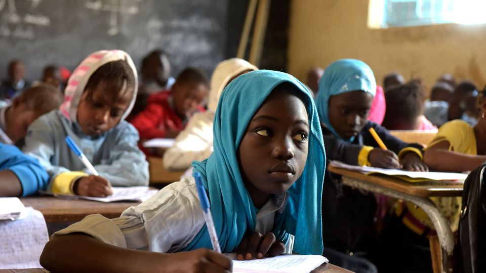 Covid-19 : Un nouveau calendrier scolaire établi, des cours suspendus 1 Covid-19 : Un nouveau calendrier scolaire établi, des cours suspendus