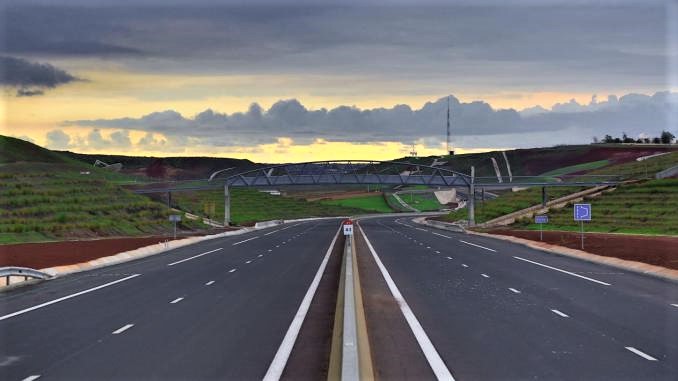🇸🇳 Infrastructures : 238 millions d’euros pour pour la construction de l’autoroute Dakar- Tivaouane-Saint Louis