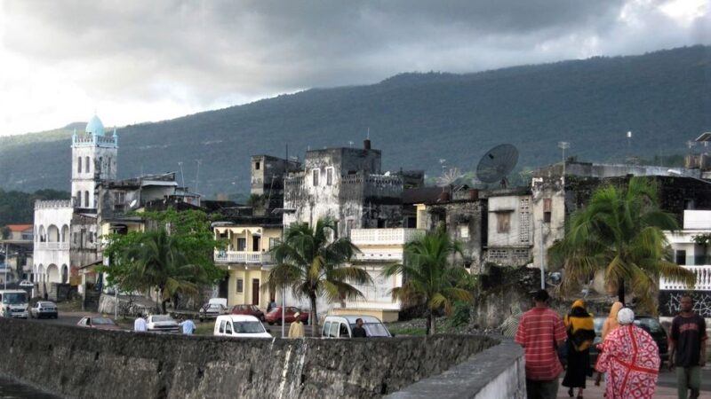 Comores: les délestages quotidiens en électricité exaspèrent la population