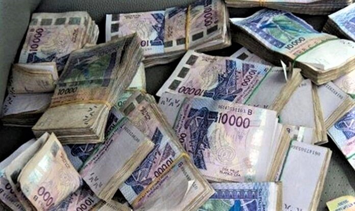 🇸🇳 Mbour : Un gendarme parmi les personnes arrêtées dans une affaire de faux billets 1 🇸🇳 Mbour : Un gendarme parmi les personnes arrêtées dans une affaire de faux billets