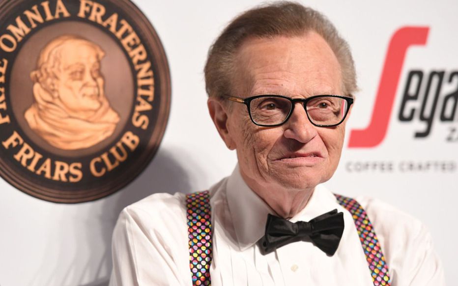 Mort du célèbre journaliste américain Larry KING à l'âge de 87 ans 1 Mort du célèbre journaliste américain Larry KING à l’âge de 87 ans