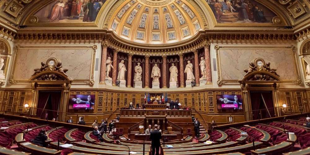 Urgence sanitaire en France: feu vert du Sénat à une prolongation jusqu'au 3 mai 1 Urgence sanitaire en France: feu vert du Sénat à une prolongation jusqu’au 3 mai