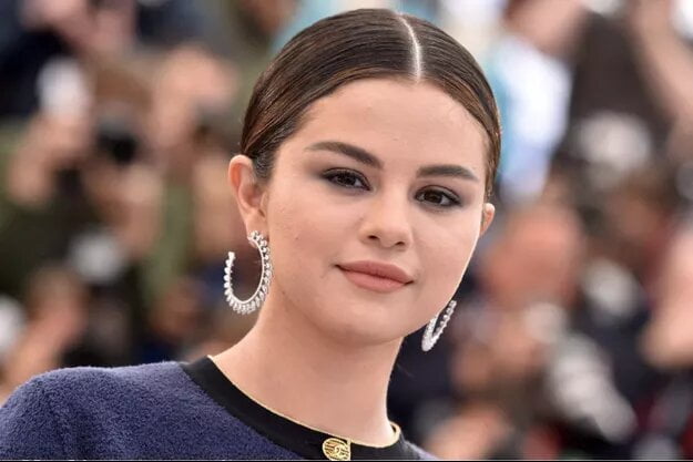La sévère mise en garde de Selena Gomez envers Facebook