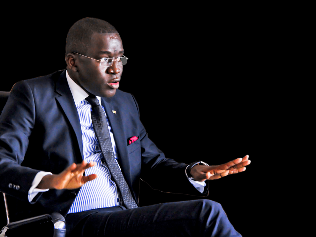 Sonko - Adji Sarr, Aliou Sow balaie la thèse du complot: "Parlons plutôt de..." 1 Sonko – Adji Sarr, Aliou Sow balaie la thèse du complot: « Parlons plutôt de… »