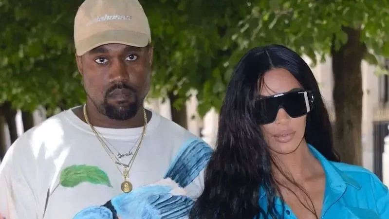Kim Kardashian et Kanye West toujours très soudés : elle se rend à la deuxième écoute de son album