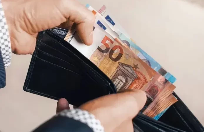 🇫🇷 50 à 150 euros de salaire net en plus grâce à la réduction de la cotisation spéciale