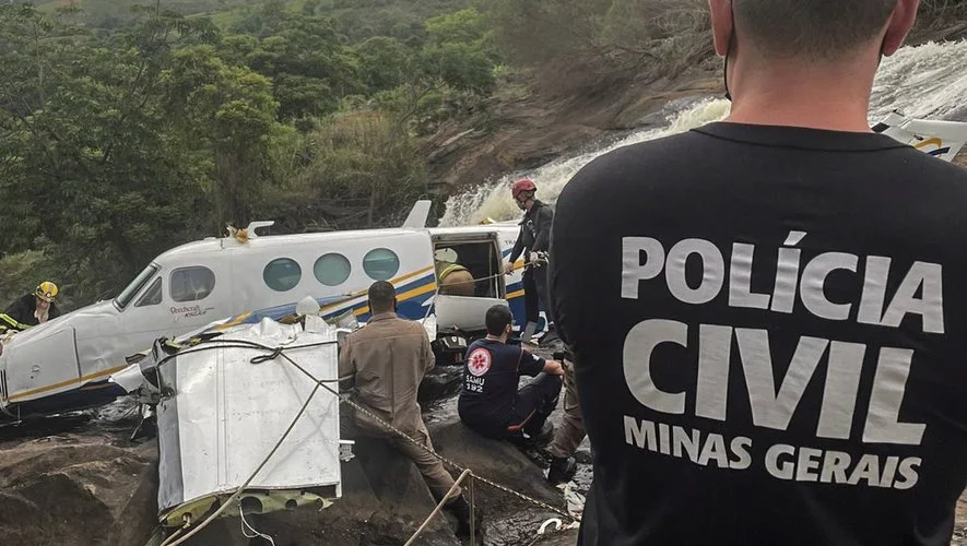 🇧🇷 La célèbre chanteuse brésilienne, Marilia Mendonça, s'est tuée dans un crash d'avion 2 image 2021 11 06T143940.927