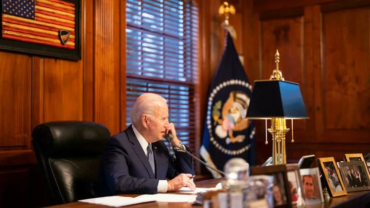 🇷🇺-🇺🇲 Joe Biden et Vladimir Poutine s’échangent des mises en garde au téléphone