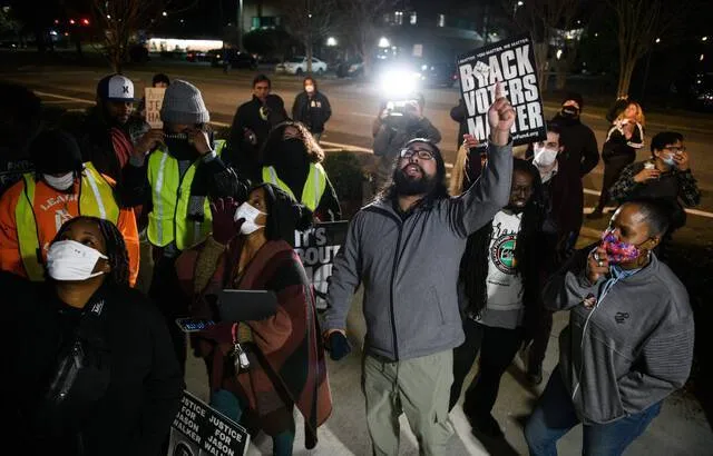 🇺🇸 Etats-Unis : Emoi après la mort d’un homme noir, abattu par un policier blanc en Caroline du Nord 1 🇺🇸 Etats-Unis : Emoi après la mort d’un homme noir, abattu par un policier blanc en Caroline du Nord