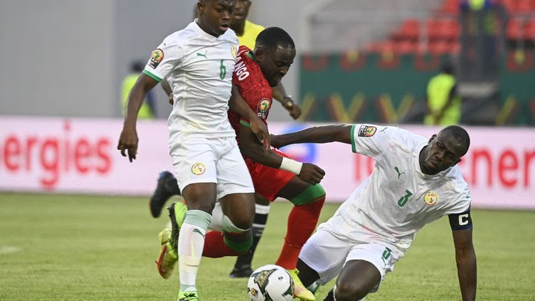 ⚽️ Malawi-Sénégal : encore accrochés, les Lions de la Teranga se qualifient sans gloire pour les huitièmes de finale de la CAN 2022