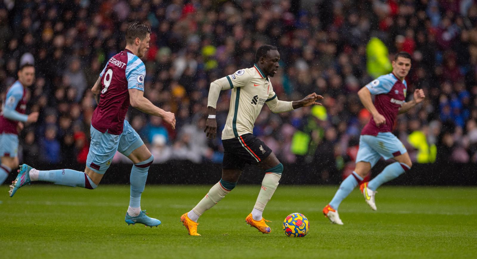 ️⚽️ Burnley-Liverpool : Sadio Mané passeur décisif 1 ️⚽️ Burnley-Liverpool : Sadio Mané passeur décisif