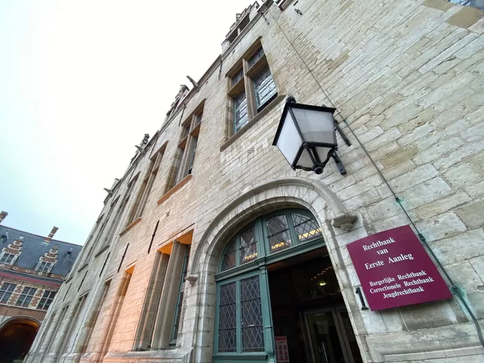 🇧🇪 Il se fait passer pour un adolescent pour séquestrer et violer une jeune fille de 13 ans 1 🇧🇪 Il se fait passer pour un adolescent pour séquestrer et violer une jeune fille de 13 ans