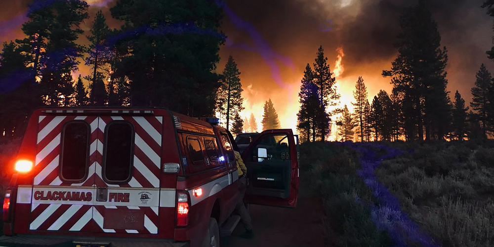 🇺🇲 De graves incendies de forêt ravagent le sud-ouest des États-Unis