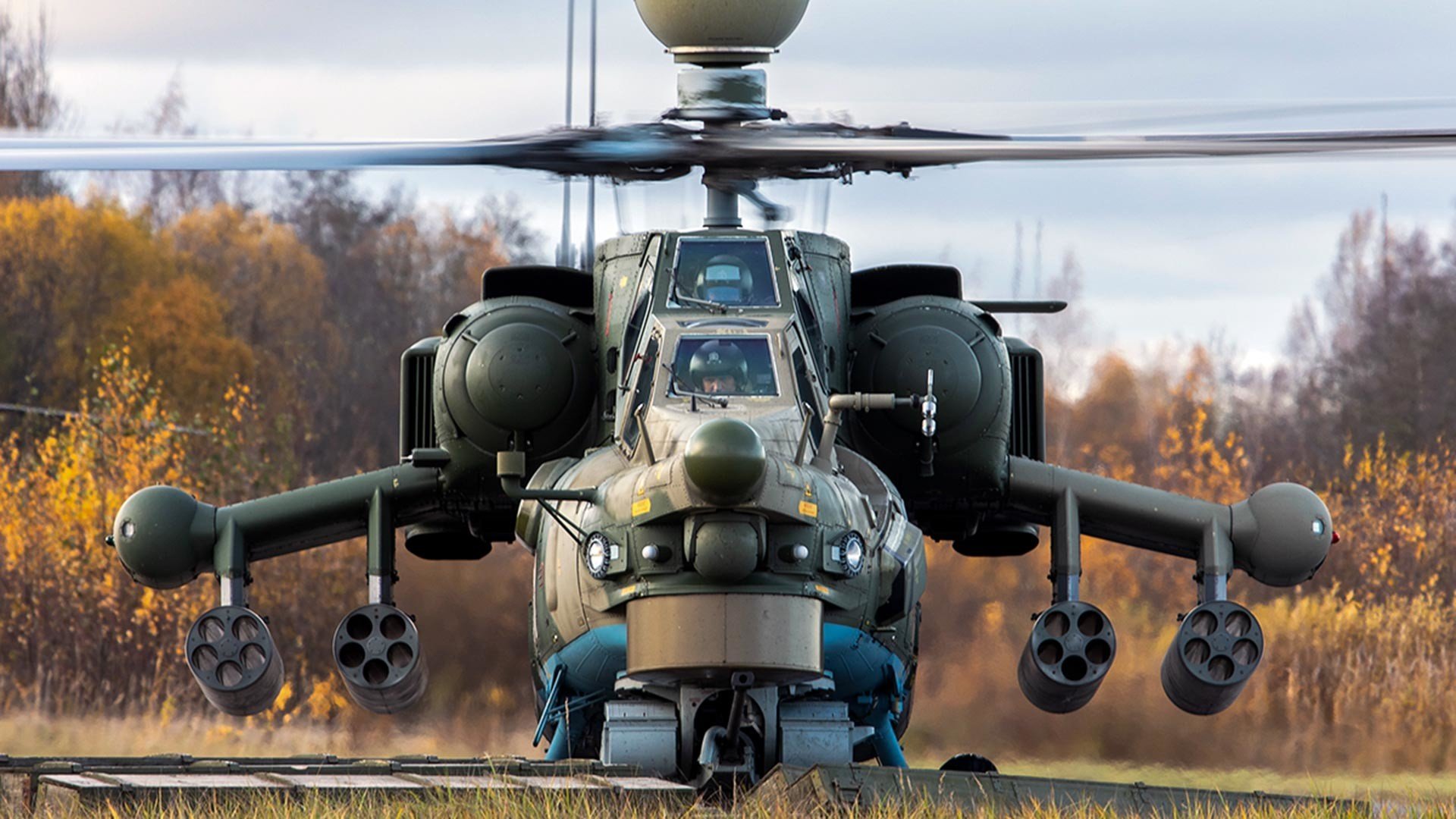 🇲🇱🇷🇺 La Russie livre au Mali deux hélicoptères neufs de combat et des radars de surveillance