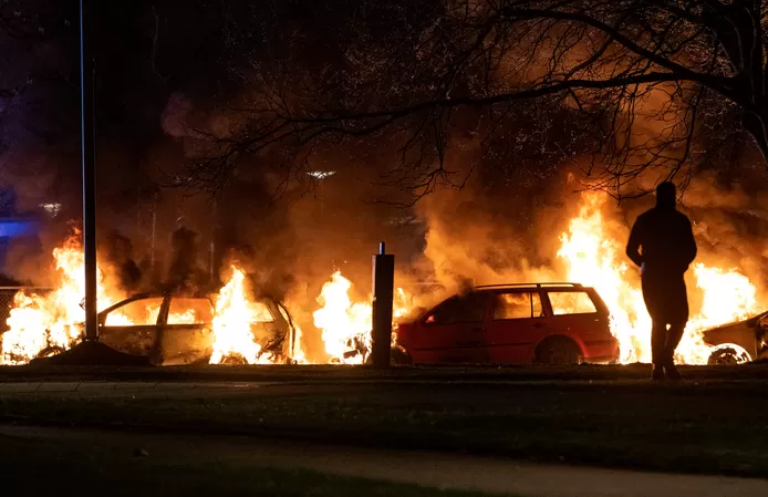 🇸🇪 Violences en Suède après une « tournée » pour « brûler le Coran »: le bilan grimpe à 40 blessés, dont 26 policiers