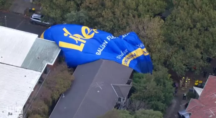 🇦🇺 Une montgolfière avec 12 personnes à bord s'écrase sur le toit d'un immeuble en Australie 2 telechargement 6 1