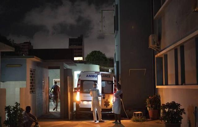 🇸🇳 11 Bébés Calcinés à Tivaouane : Un témoin raconte l'horreur: "leurs mamans nous suppliaient de monter à l'étage pour les sauver" 1 🇸🇳 11 Bébés Calcinés à Tivaouane : Un témoin raconte l’horreur: « leurs mamans nous suppliaient de monter à l’étage pour les sauver »
