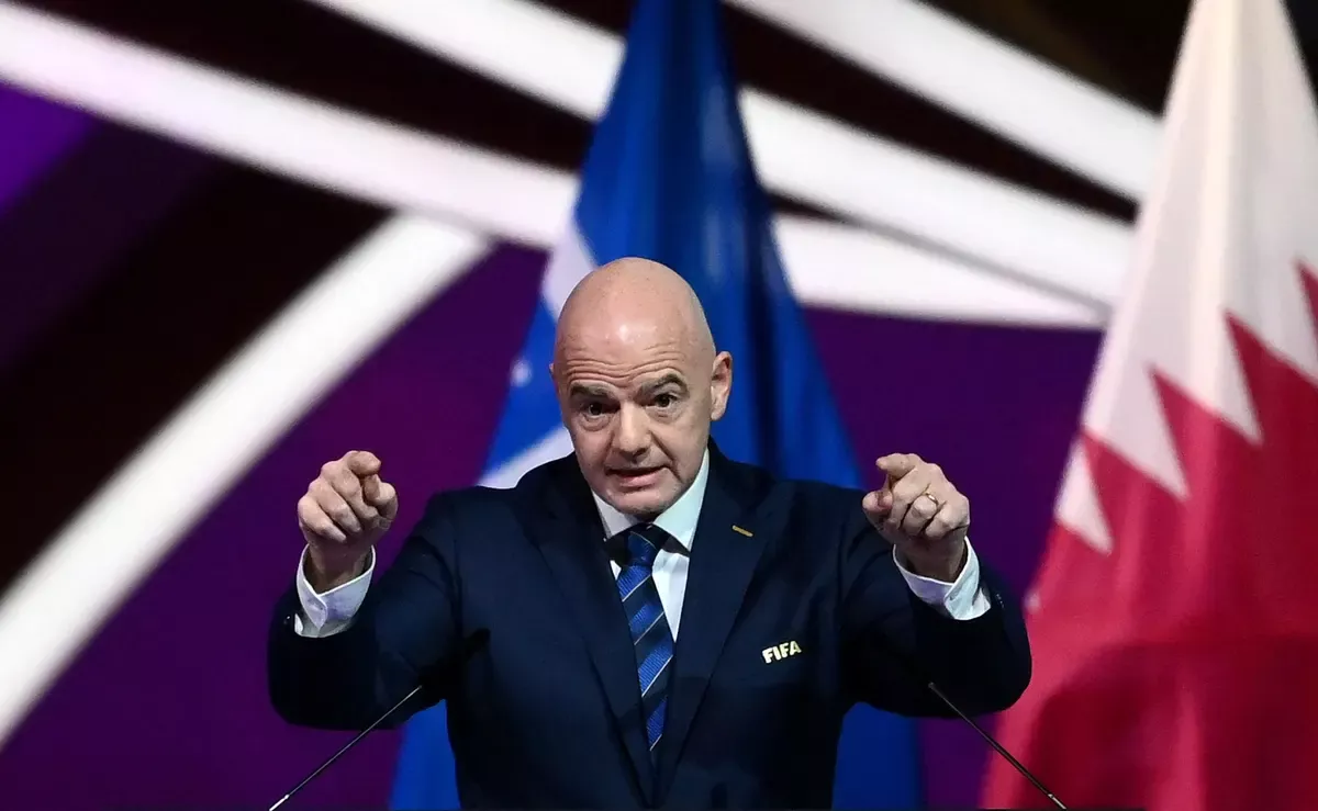 ⚽️ Qatar 2022, ouvriers : la déclaration choquante du président de la FIFA 1 ⚽️ Qatar 2022, ouvriers : la déclaration choquante du président de la FIFA