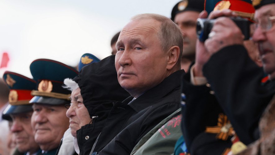 🇷🇺 « Avion de l’apocalypse » resté au sol, chef d’Etat-major des armées absent… Un défilé du 9-Mai raté pour Poutine ?