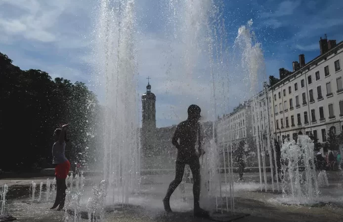 🇫🇷 Records de chaleur: un risque “très probable” de sécheresse menace la France