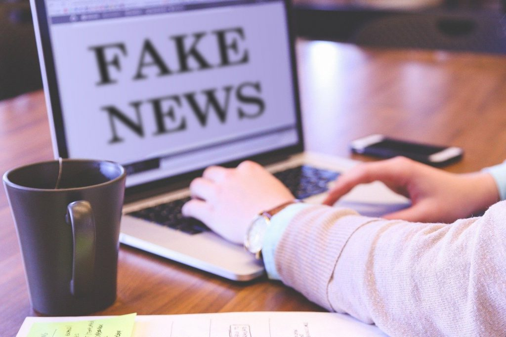 📰 Peut-on « vacciner » les internautes contre les fake news ? 1 📰 Peut-on « vacciner » les internautes contre les fake news ?