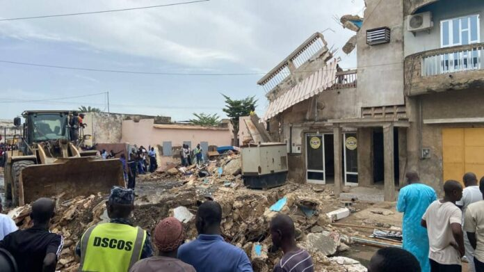 🇸🇳 Affaissement d’une dalle à Kaolack : 2 personnes, dont un bébé décèdent 1 🇸🇳 Affaissement d’une dalle à Kaolack : 2 personnes, dont un bébé décèdent