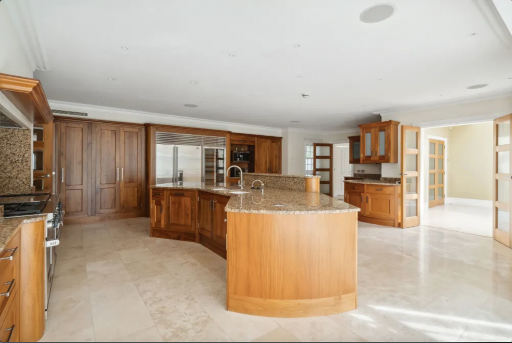 ⚽️ Drogba met en vente son incroyable maison à plusieurs milliards (images) 12 image 52
