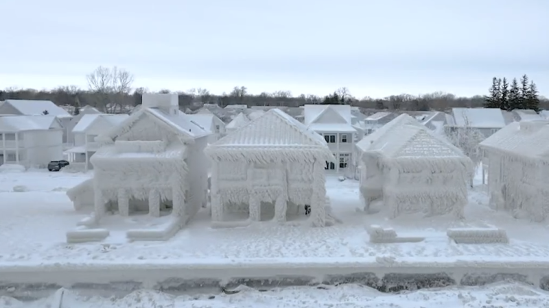 🇺🇸 (Vidéo) Les impressionnantes images du “blizzard du siècle” aux États-Unis