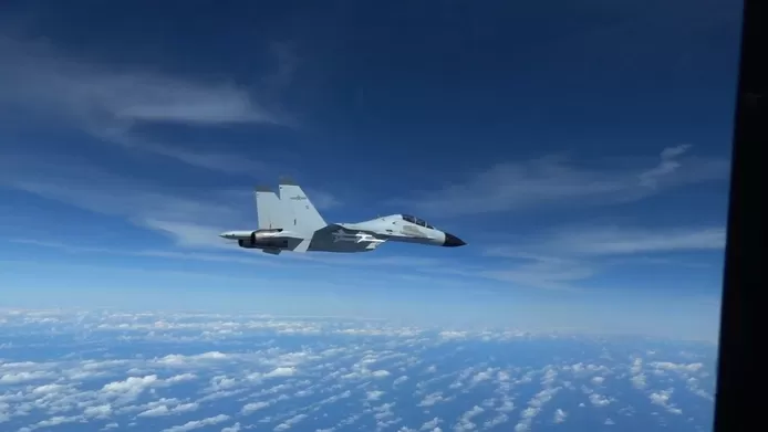 🇺🇸🇨🇳 Collision évitée de justesse entre des avions militaires chinois et américain