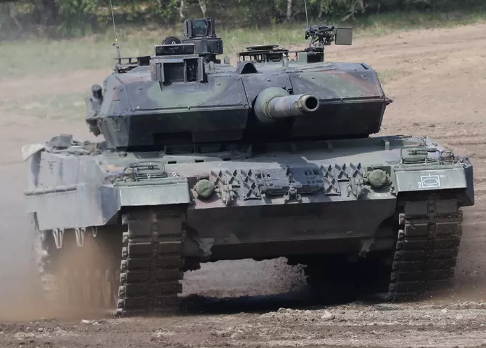 🇷🇺 Chars allemands à l’Ukraine: Moscou dénonce une “décision extrêmement dangereuse” 1 🇷🇺 Chars allemands à l’Ukraine: Moscou dénonce une “décision extrêmement dangereuse”