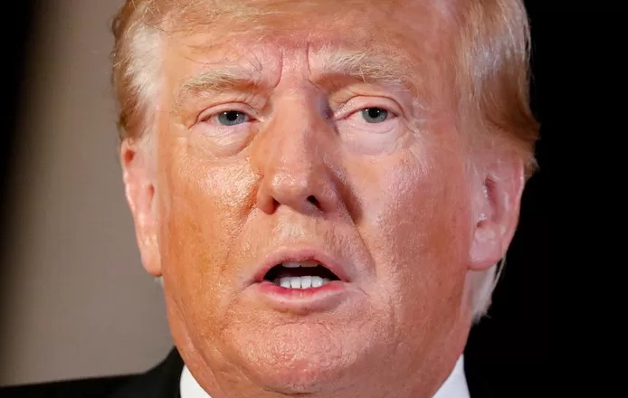 🇺🇸 Une Franco-Canadienne avoue avoir envoyé une lettre empoisonnée à Trump: “Ne vous présentez pas à cette élection” 1 🇺🇸 Une Franco-Canadienne avoue avoir envoyé une lettre empoisonnée à Trump: “Ne vous présentez pas à cette élection”
