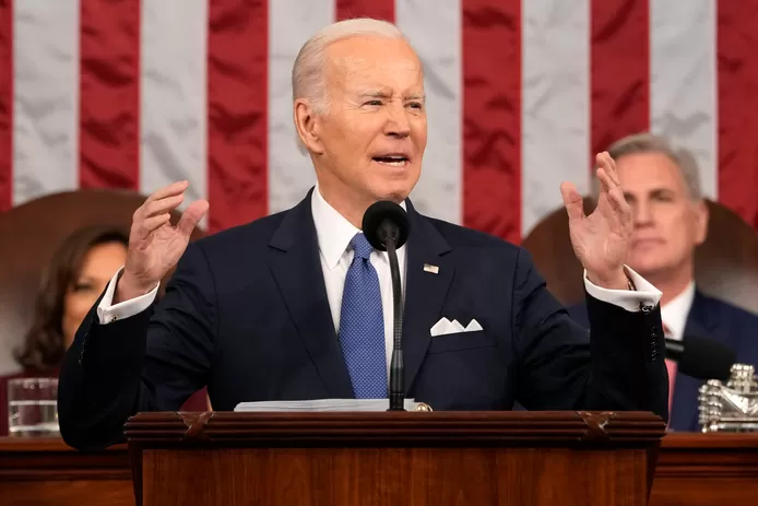 🇺🇸 Fusils d’assaut, taxe sur les milliardaires: ce qu’il faut retenir du discours de Biden devant le Congrès 1 🇺🇸 Fusils d’assaut, taxe sur les milliardaires: ce qu’il faut retenir du discours de Biden devant le Congrès