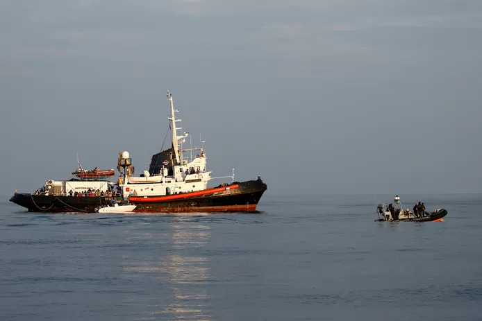 🇮🇹 Plus de 1.300 migrants arrivés par la mer à Lampedusa en 24 heures 1 🇮🇹 Plus de 1.300 migrants arrivés par la mer à Lampedusa en 24 heures