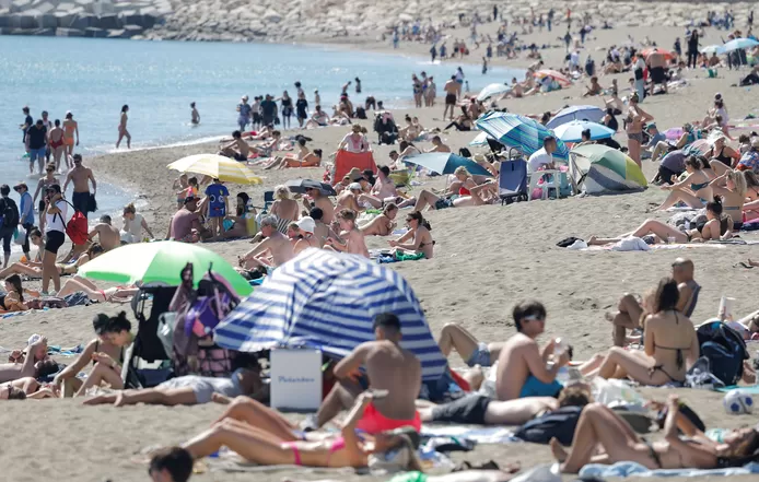 🇪🇸 Températures record en Espagne: plus de 30 degrés dans la région de Valence 1 🇪🇸 Températures record en Espagne: plus de 30 degrés dans la région de Valence
