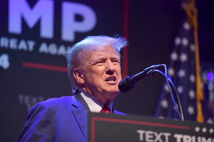 🇺🇸 Selon Trump, défendre l'Ukraine n’est pas un intérêt “vital” pour les États-Unis 1 🇺🇸 Selon Trump, défendre l’Ukraine n’est pas un intérêt “vital” pour les États-Unis