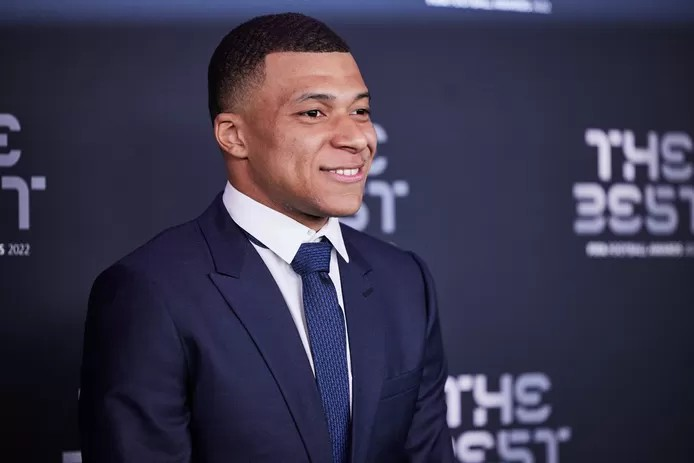 ⚽️ Kylian Mbappé désigné nouveau capitaine des Bleus 1 ⚽️ Kylian Mbappé désigné nouveau capitaine des Bleus