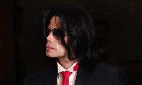 🇺🇸 Killing Michael Jackson: un documentaire révèle des aspects inédits de l’autopsie du chanteur 1 🇺🇸 Killing Michael Jackson: un documentaire révèle des aspects inédits de l’autopsie du chanteur