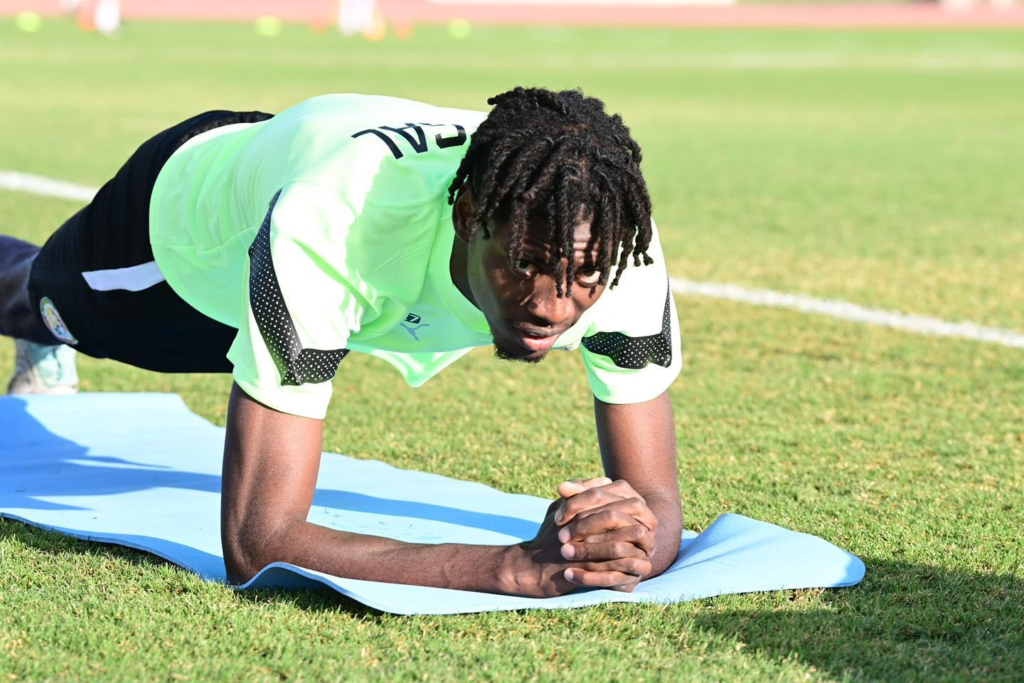 ⚽️ Début de la préparation de l'équipe du Sénégal pour la CAN 2024 : Premier entraînement avec 11 joueurs présents 4 image 4