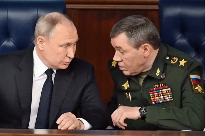 🇷🇺 Le bras droit de Poutine n’est plus apparu en public depuis plus d'un mois: où est le général Guerassimov? 1 🇷🇺 Le bras droit de Poutine n’est plus apparu en public depuis plus d’un mois: où est le général Guerassimov?