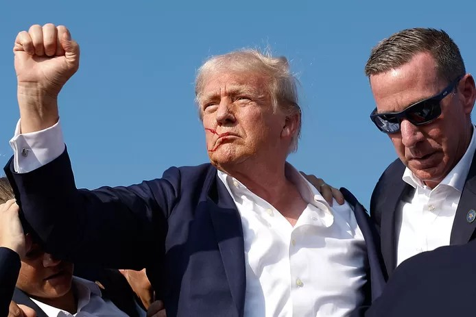 🇺🇸 Ces clichés vont devenir historiques: revivez la tentative d'assassinat de Donald Trump en images 10 image 32
