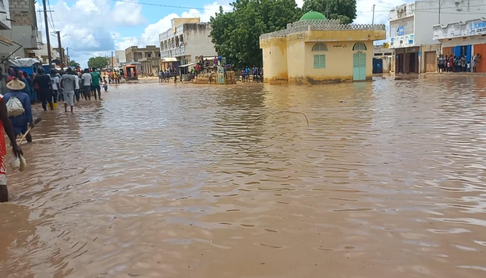 🇸🇳 Inondations à Touba : Une victime dans l’effondrement d’un immeuble à Keur Niang