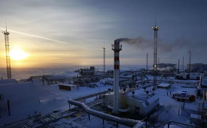 🌍 Le monde se dirige vers un excédent de pétrole et de gaz: bonne nouvelle en vue à la pompe? 3 image 100
