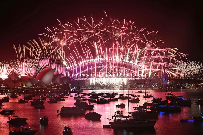 🎇 Le monde bascule petit à petit vers 2025: les plus belles images des célébrations 2 17356777911494040527965472310425