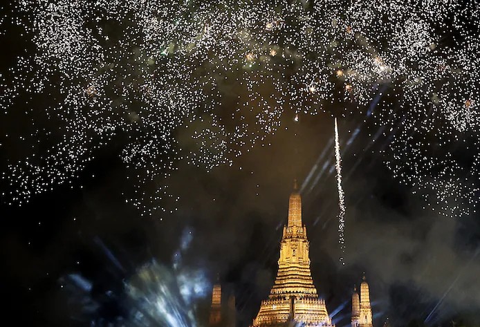 🎇 Le monde bascule petit à petit vers 2025: les plus belles images des célébrations 6 17356778897999005791959683830780