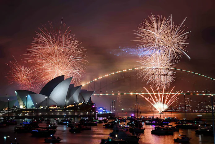 🎆 La Nouvelle-Zélande et l’Australie sont déjà en 2025: les plus belles images des feux d’artifice 5 image 322