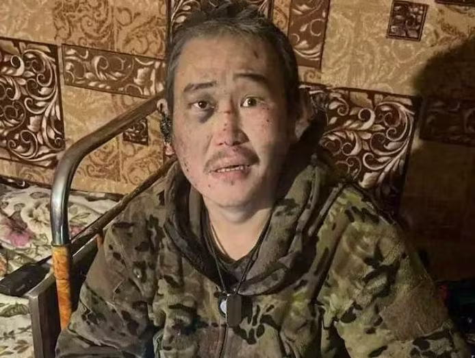 🇷🇺 Un soldat russe reçoit la plus haute décoration de Russie après avoir tué un Ukrainien au corps-à-corps 1 🇷🇺 Un soldat russe reçoit la plus haute décoration de Russie après avoir tué un Ukrainien au corps-à-corps
