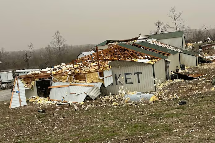 🇺🇲 États-Unis : au moins 14 morts dans des tornades dans le Missouri et l’Arkansas 4 image 110
