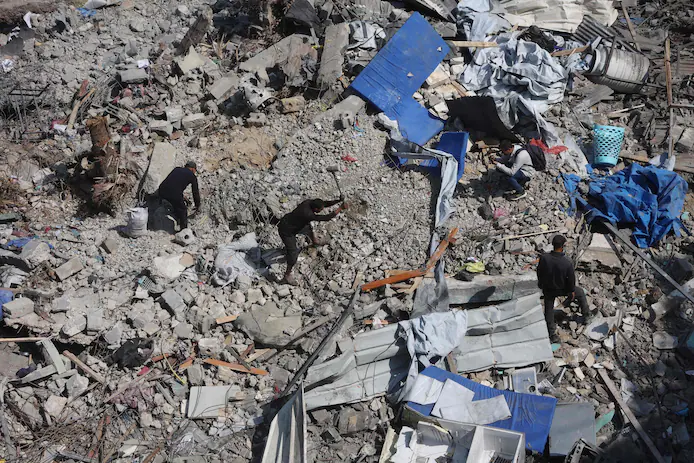 🇵🇸 Plus de 400 morts dans l'attaque de Gaza: “Trump avait prévenu que l’enfer allait se déchaîner” 2 image 152