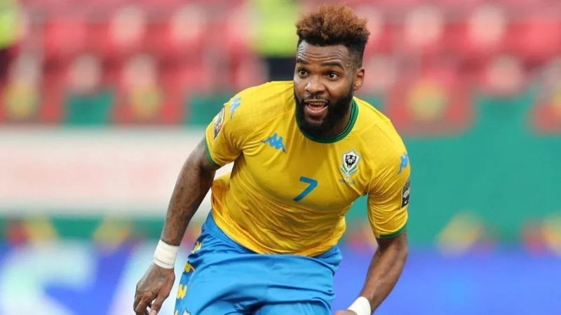 ⚽ Décès tragique d’Aaron Boupendza : l’attaquant gabonais meurt à 28 ans après une chute en Chine